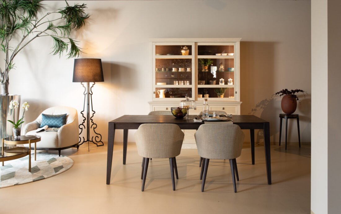 Ambiente_7466_vetrina_gloria_AW_p1
